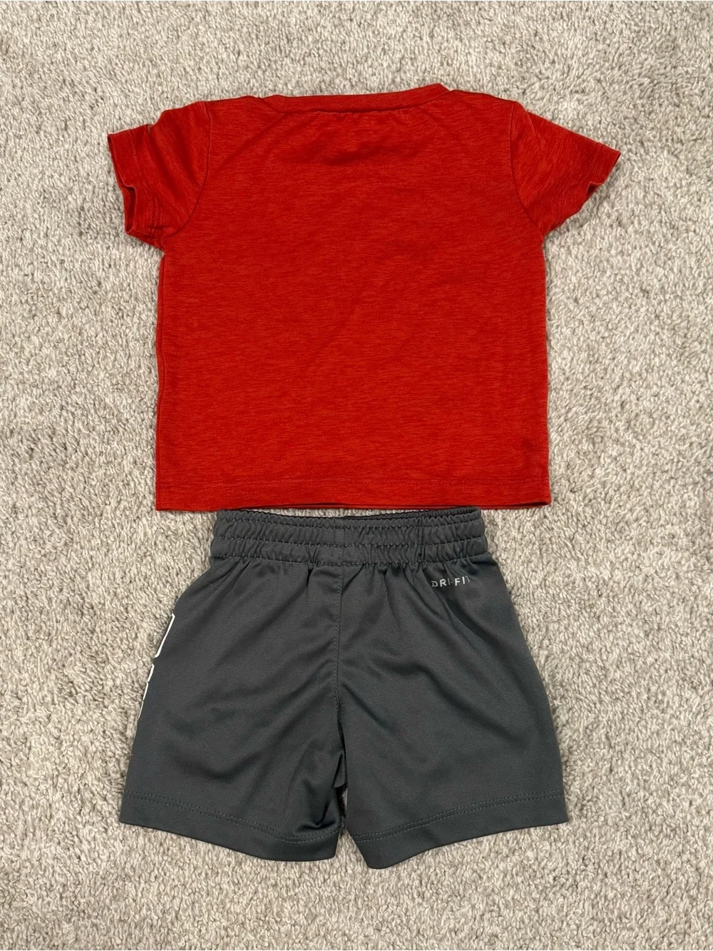Nike Baby Boy 12M Athletic Clothes Lot 6 Piece Shirts Shorts